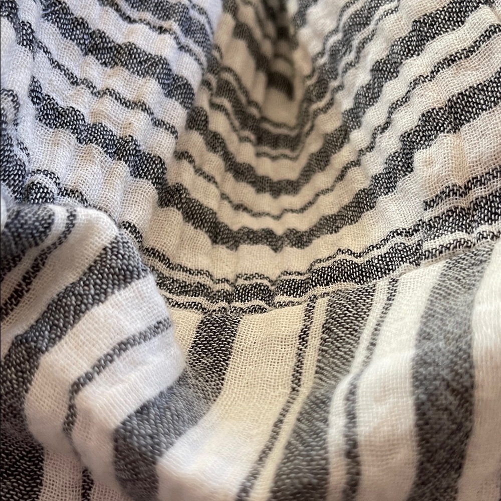 Marine Layer Black and White Striped Ruffled V-Neck Maxi Dress, Sz S - Picture 10 of 10